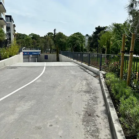 Boho Sea View One-bedroom Pool & Apartamento Saints Constantine and Helena