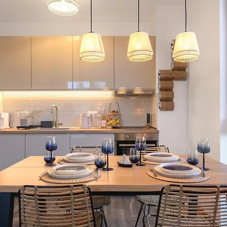 Апартаменты Boho Sea View One-bedroom Pool & Святые Константин и Елена